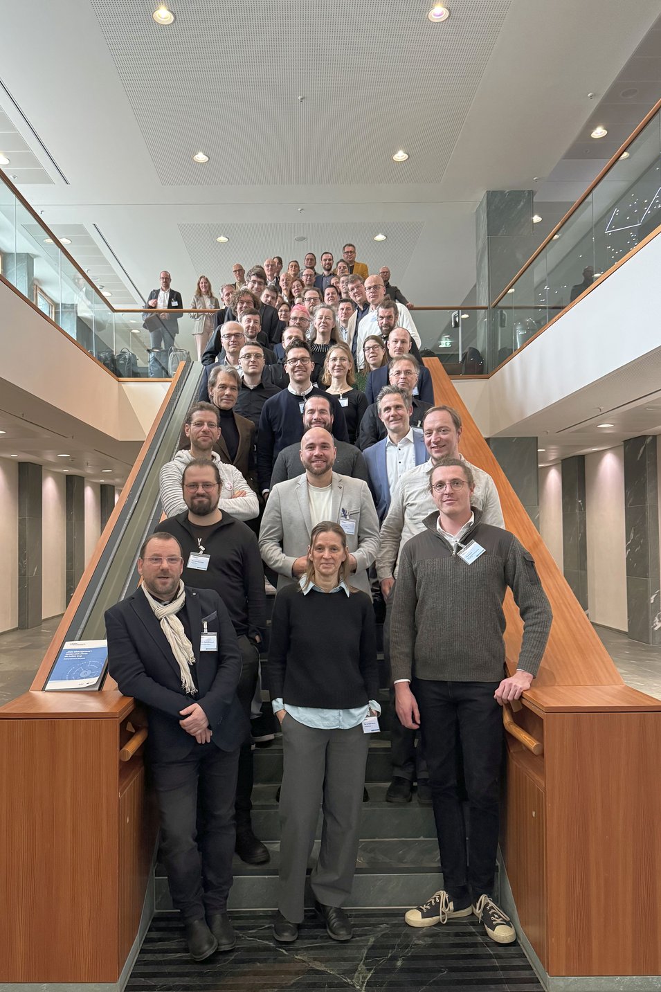 Gruppenbild der Vertreterinnen und Vertreter der Förderprojekte